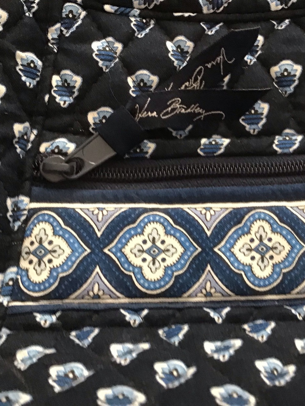 Vera Bradley Nantucket Navy Purse Handbag Tote Shoulder Bag Retired - Picture 2 of 4
